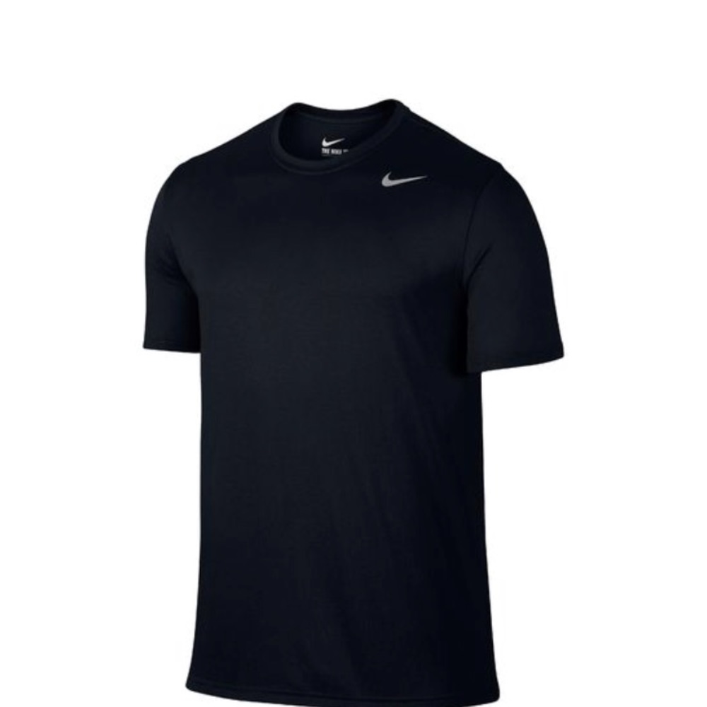 2 NIKE SHORT SLEEVES